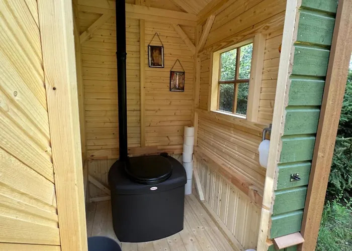 Maenniku Puhkemaja *