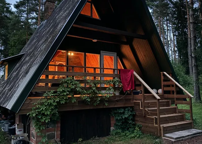 Maenniku Puhkemaja *